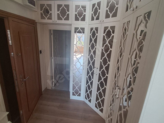ORJİN EMLAKTAN İÇİNYENİLENMİŞ FERAK KİRALIK DAİRE. - Görsel 3