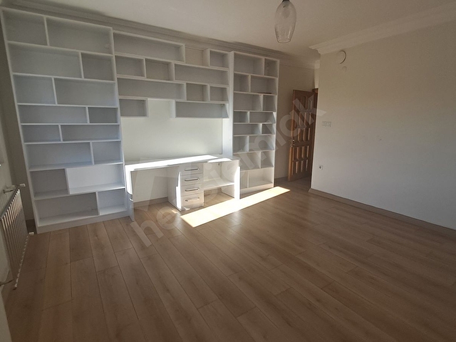 ORJİN EMLAKTAN İÇİNYENİLENMİŞ FERAK KİRALIK DAİRE. - Görsel 28