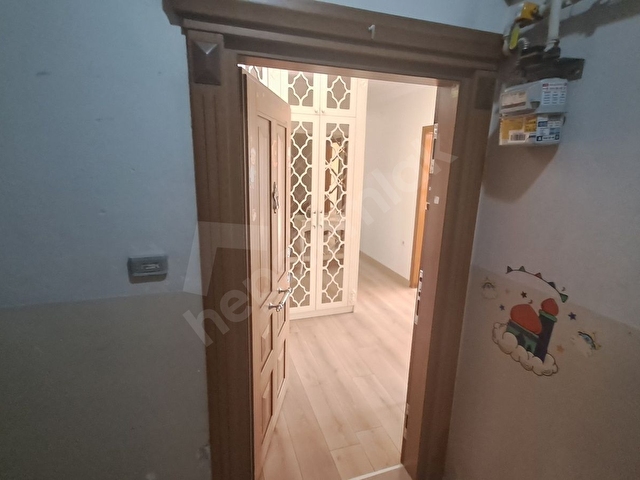 ORJİN EMLAKTAN İÇİNYENİLENMİŞ FERAK KİRALIK DAİRE. - Görsel 2