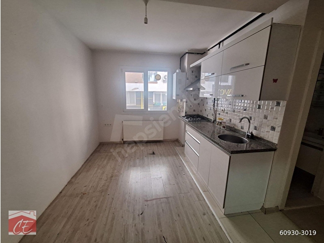 SABRİ CENGİZ EMLAK  BUCA HASAN AĞAPARK KARŞISIN DA  1+1 SATILIK DAİRE