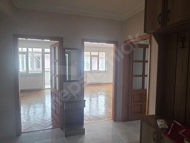 ERASTA AYŞEKADIN LOKASYON CADDE ÜSTÜ ASANSÖRLÜ GENİŞ 3+1 KİRALIK - Görsel 10
