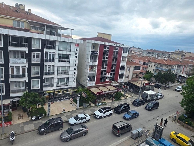 ERASTA AYŞEKADIN LOKASYON CADDE ÜSTÜ ASANSÖRLÜ GENİŞ 3+1 KİRALIK - Görsel 22