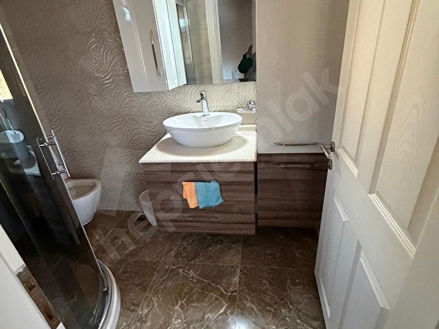 RMN GAYRİMENKULDEN SATILIK GENİŞ TABANLI MÜSTAKİL GİRİŞLİ VİLLA - Görsel 27