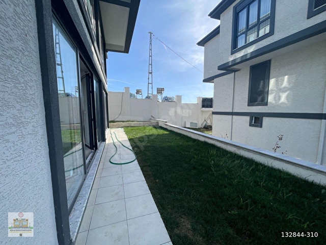 Silivri Selimpaşada Müstakil 6+2 Satılık Villa - Görsel 9