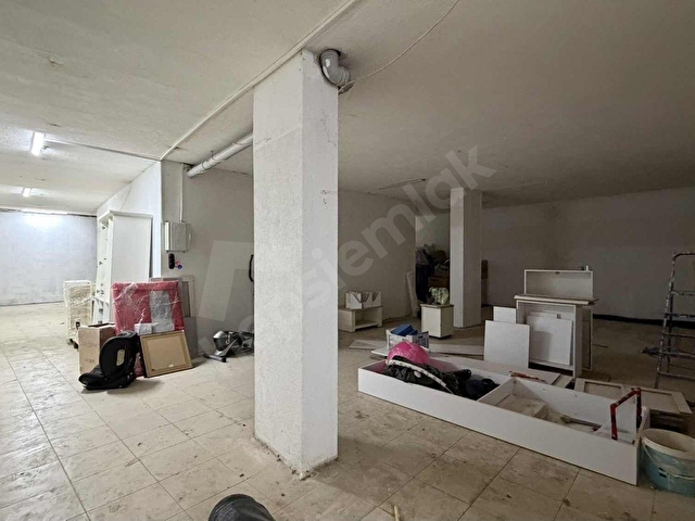 Gürkan Bilgiç - 300 M2 DEPO - Görsel 7