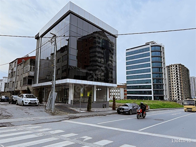 BAĞCILAR MAHMUTBEY ORDU CADDESİ KOMPLE SIFIR KİRALIK KÖŞE BİNA - Görsel 13