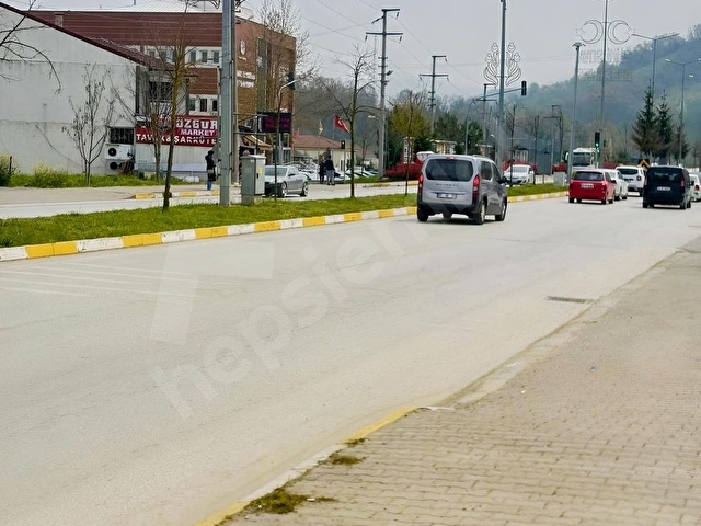 DÜZCE GÜMÜŞOVA CUMAYERE GİRİŞ ANA CADDE HAZIR OTO GALERİ - Görsel 7