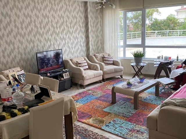 ÇANKAYA TAPU KARŞISI BAKIMLI BİNADA YAPILI DAİRE ------