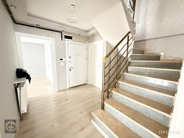 ANA CAD ÜZERİ ÇİFT BLOKLU SİTED 200m² KİRALIK 4+1 DUBLEKS DAİRE - Görsel 18