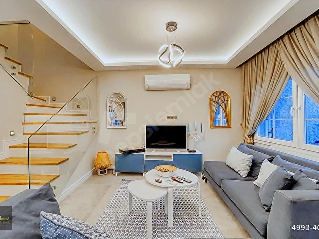 İzmir Çeşme Alaçatı Müstakil Havuzlu 4+1 Kiralık Lüks Villa - Görsel 6