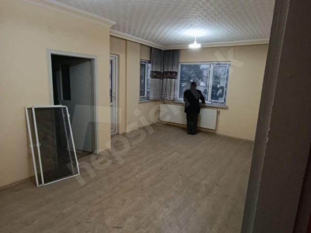 BARBOROS CADDESİNDE 3+1 İÇİ SIFIR YAPILI DAİRE - Görsel 23