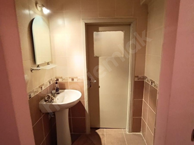 BARBOROS CADDESİNDE 3+1 İÇİ SIFIR YAPILI DAİRE - Görsel 11