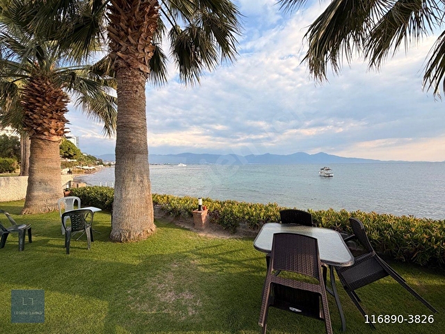 Kuşadası Merkezde Kiralık Denize Sıfır Eşsiz Villa - Görsel 10