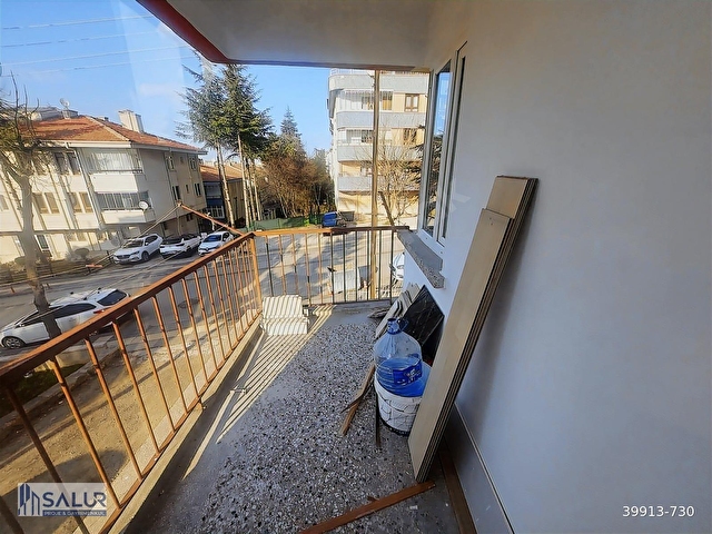 SALUR DAN PERÇEM SOK. DA 3+1 YAPILI BALKONLU ARA KAT DAİRE - Görsel 3