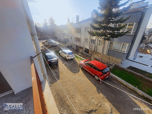 SALUR DAN PERÇEM SOK. DA 3+1 YAPILI BALKONLU ARA KAT DAİRE - Görsel 5