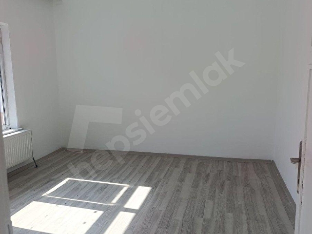 CUMHURİYET MAHALLESİNDE SATILIK DAİRE - Görsel 9
