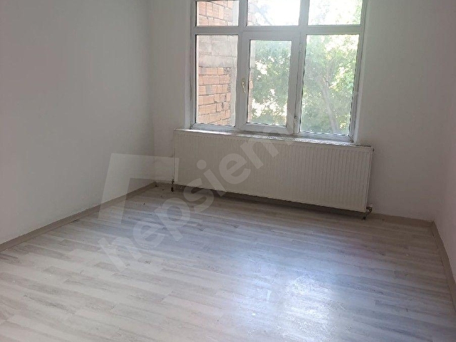 CUMHURİYET MAHALLESİNDE SATILIK DAİRE - Görsel 14