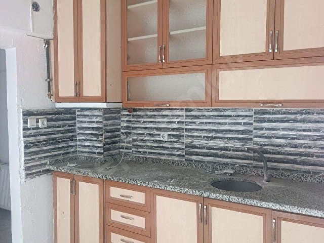 CUMHURİYET MAHALLESİNDE SATILIK DAİRE - Görsel 15