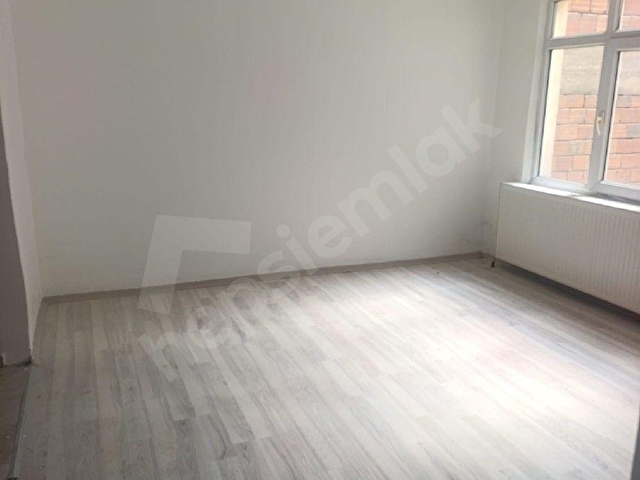 CUMHURİYET MAHALLESİNDE SATILIK DAİRE - Görsel 18