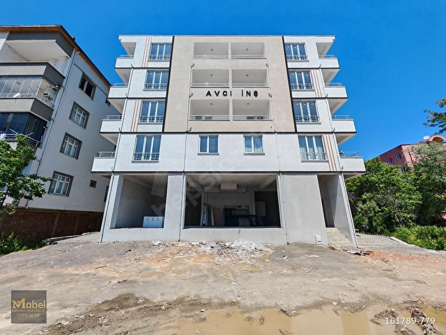 MABELDEN BAYRAMCADA SANAYİ SİTESİNE KOMŞU GENİŞ İŞYERİ FIRSATI