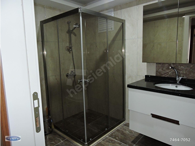 KAPALI YÜZME HAVUZU BUZ PATENİ PİSTİSPORSALONLARI MERKEZİ YERDE SİTE İÇİNDE - Görsel 5