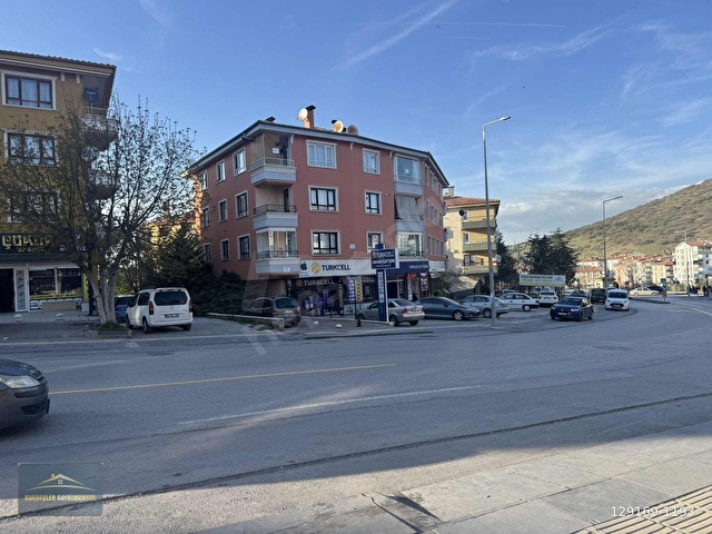 KARDEŞLERDEN CADDE ÜZERI KÖŞE BAŞI MERKEZI KONUM SATILIK - Görsel 21