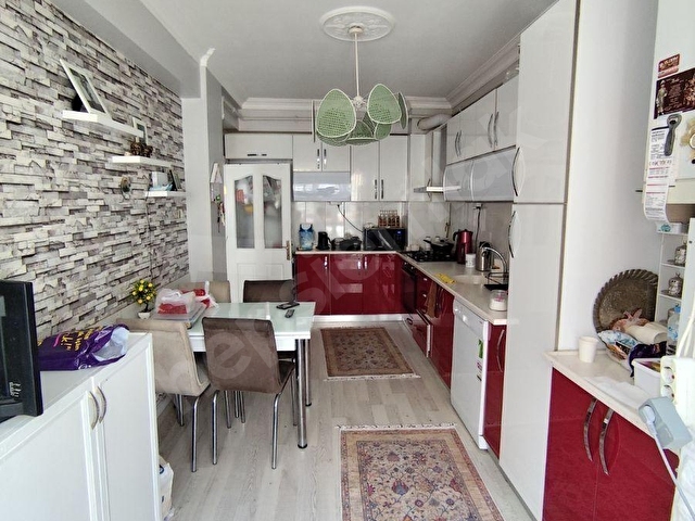 BİLEN EMLAKTAN SATILIK 3+1 ARA KAT KULLANIŞLI DAİRE - Görsel 20