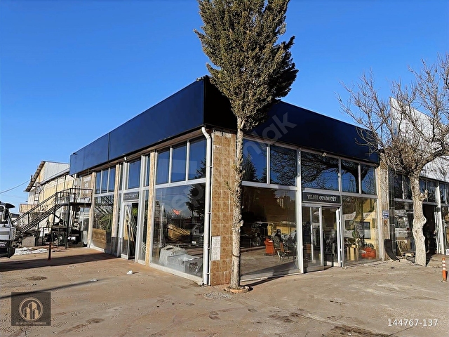 ULUKUŞ GYO SANAYİ 15.BLOK KÖŞEBAŞI İÇİ FULL YAPILI 160M2 DÜKKAN