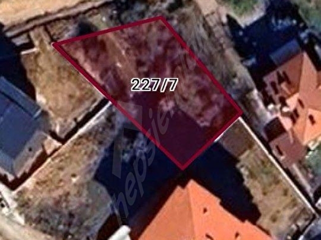 GÖVEÇLİK SATILIK 528 M2 DAĞA YAKIN KONUMDA ARSA