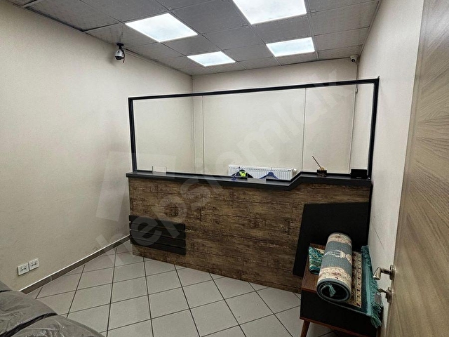 FATİHTE PRESTİJLİ CADDE ÜZERİ 500 m² Komple Kiralık İş Yeri - Görsel 6