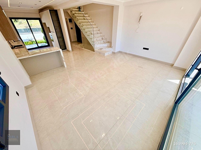 DENİZ MANZARALI 4+1 MÜSTAKİL VİLLA 280 m² DOĞA İÇİNDE LÜKS YAŞAM - Görsel 18