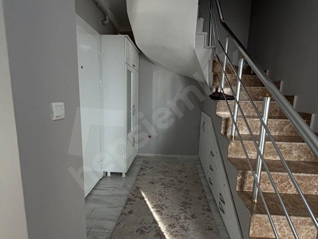 ERCİŞTE VANYOLUNDA SATILIK 5+1 DUBLEKS DAİRE - Görsel 23