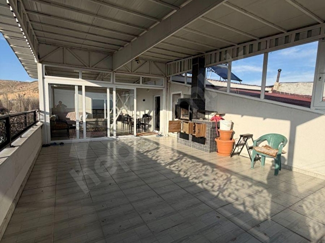 ERCİŞTE VANYOLUNDA SATILIK 5+1 DUBLEKS DAİRE - Görsel 18