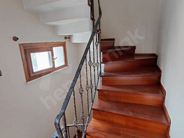 KAVACIK OTAĞTEPE ONUR SİTESİNDE FORLEKS SATILIK VİLLA - Görsel 9