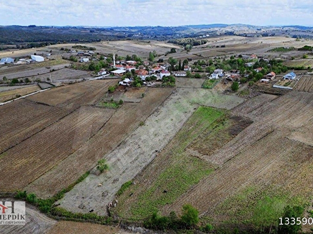 Kaynarca da müstakil parsel hemen satışa uygun yola yakın2177m2