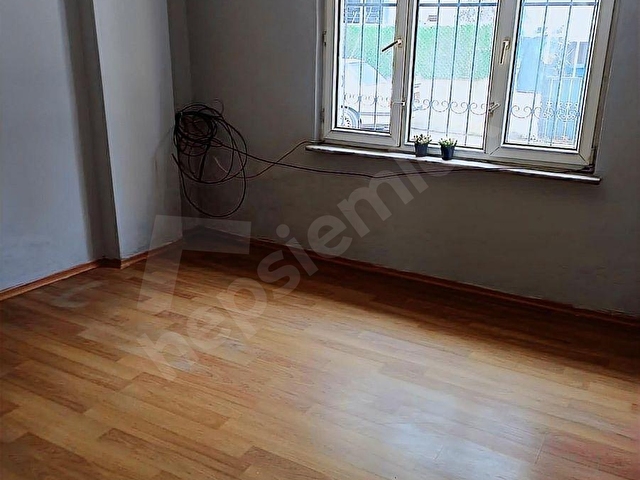 GÜRSU KURTULUŞDA SATILIK GİRİŞ KAT 1+1 DAİRE... - Görsel 3