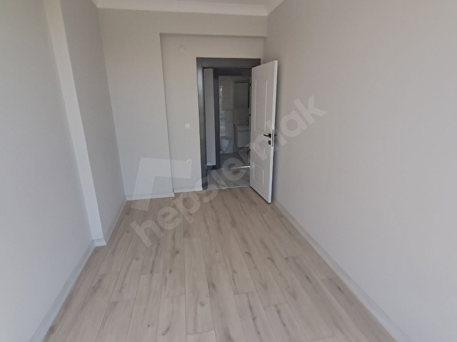ORJİN EMLAKTAN KİRALIK EBEVEYN BANYOLU LÜKS ARAKAT DAİRE - Görsel 27