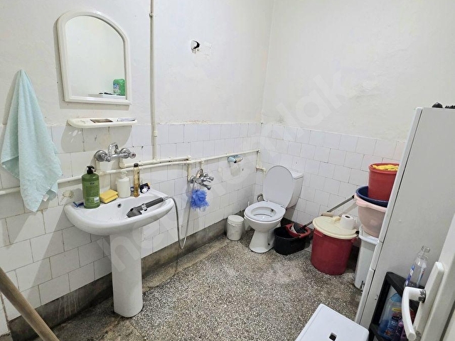 CADDEYE YÜRÜME MESAFESİNDE GİRİŞ KATI 3+1 DAİRE - Görsel 7