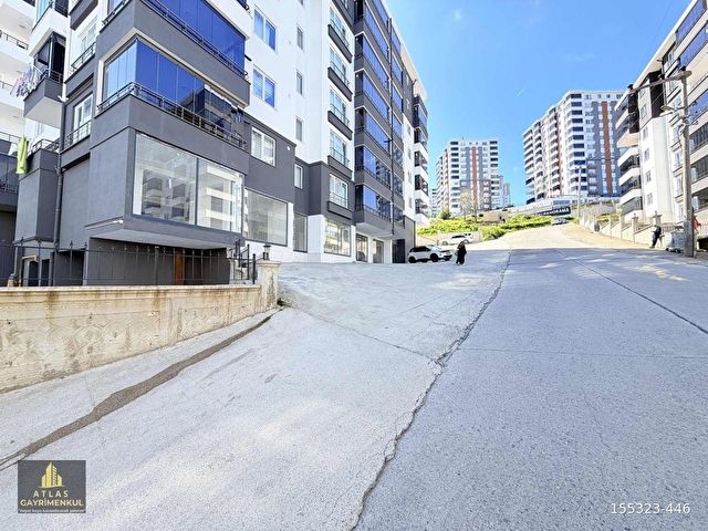 ATLASTAN KALABALIK BÖLGEDE GENİŞ CEPHELİ 500m² KİRALIK İŞ YERİ - Görsel 20