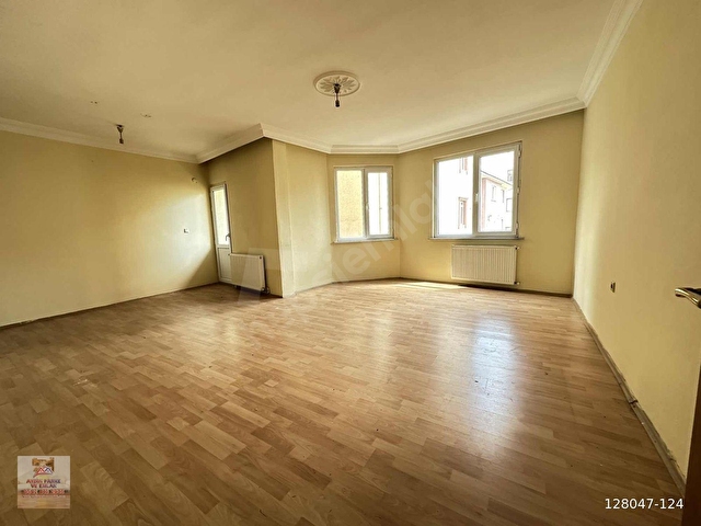 KAVAKPINAR MH. CADDE ÜSTÜNDE E-5 VE OKULA YAKIN 3+1SATILIK DAİRE
