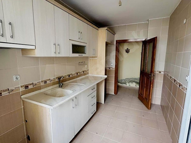 KAVAKPINAR MH. CADDE ÜSTÜNDE E-5 VE OKULA YAKIN 3+1SATILIK DAİRE - Görsel 18