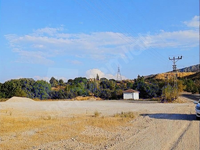 Tokat Bizim emlaktan yatırımlık satılık arsa - Görsel 3