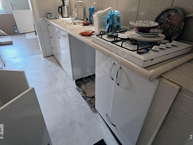 ÜSKÜDAR AHMEDİYE MERKEZDE 3.ARA KAT 2+1 KİRALIK KONUT - Görsel 12