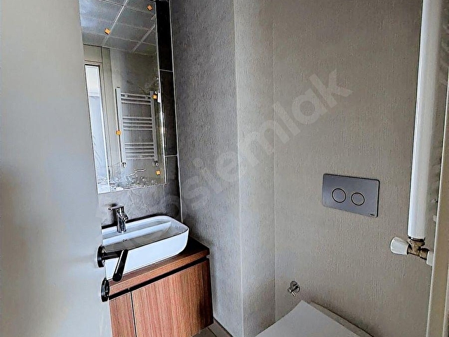EMLAK BORSASINDA,2+1-KAPALI OTOPARK-2 BANYO- GENİŞ BALKON - Görsel 12