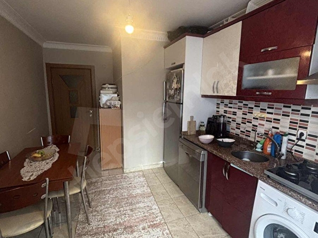 METROBÜSE 10 DK TEK DAİRE ÜZERİ DEVASA M2 YÜKSEK GİRİŞ - Görsel 2