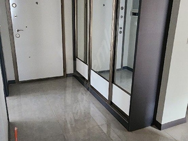 SALI PAZARI ÜSTÜ CADDE ÜZERİ KİLERLİ İSKANLI SIFIR 3+1 DAİRE - Görsel 4