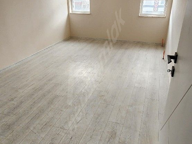 SALI PAZARI ÜSTÜ CADDE ÜZERİ KİLERLİ İSKANLI SIFIR 3+1 DAİRE - Görsel 10