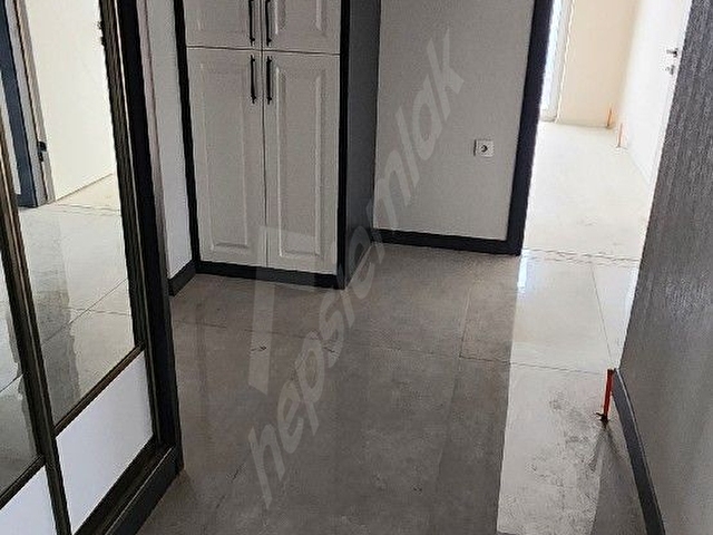 SALI PAZARI ÜSTÜ CADDE ÜZERİ KİLERLİ İSKANLI SIFIR 3+1 DAİRE - Görsel 13