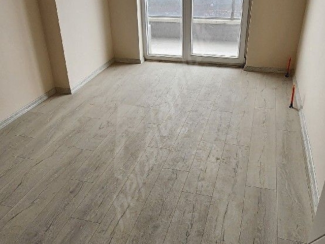 SALI PAZARI ÜSTÜ CADDE ÜZERİ KİLERLİ İSKANLI SIFIR 3+1 DAİRE - Görsel 14