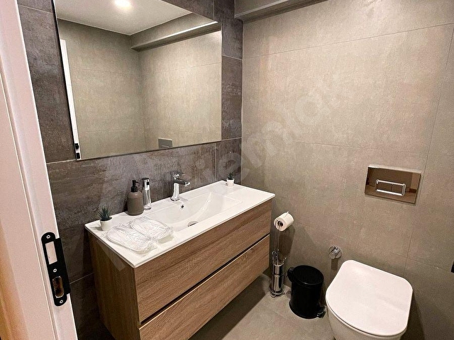 NUR EMLAK`TAN OSMANBEY MESRUTIYET`TE 1+1 EŞYALI ARA KAT DAİRE - Görsel 12